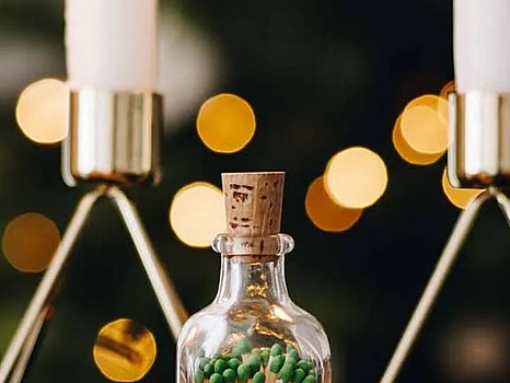 18 st. Tändsticksflaskor Eldstickan, Liten gran