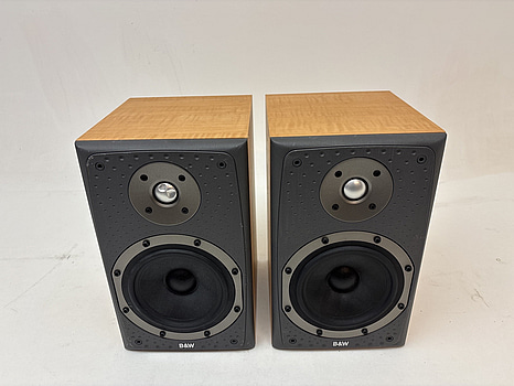 2 st. Högtalare B&W, DM 303