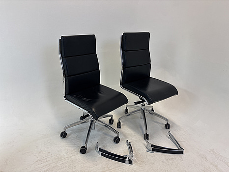 2 st. Kontorsstolar inkl. armstöd