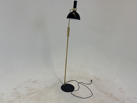 Golvlampa Markslöjd