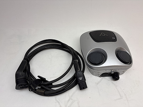 Laddbox Charge Amps, Aura inkl. laddkabel Connect