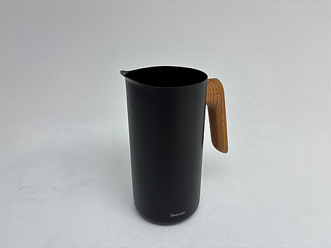 Kanna, Eva solo. Ord. pris inkl. moms: ca 999 kr.