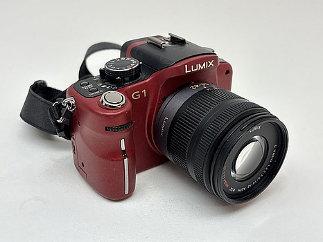 Kamera Panasonic DMC-G1 inkl. objektiv Panasonic Lumix G 14-42mm f/3.5-5.6 ASPH MEGA OIS.