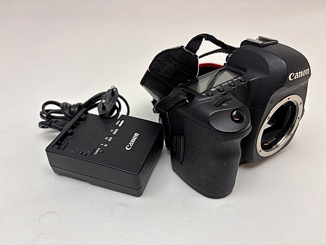 Kamerahus Canon EOS 5D Mk 2 inkl. laddare