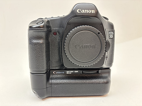 Kamerahus Canon EOS 5D Mk 1 inkl. batterigrepp