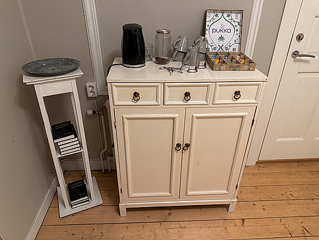 Hotellinventarier, möbler m.m. (Stort parti)