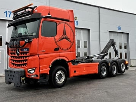Tridemväxlare Mercedes-Benz Arocs 3758 -2023 | JOAB 24 ton | Plogutrustad