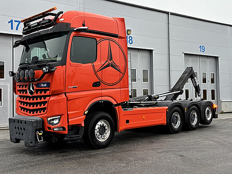 Tridemväxlare Mercedes-Benz Arocs 3758 -2023 | JOAB 24 ton | Plogutrustad