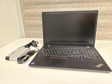 Laptop Lenovo Thinkpad P15v G2 CTO i7/32/1TB/T600/SE