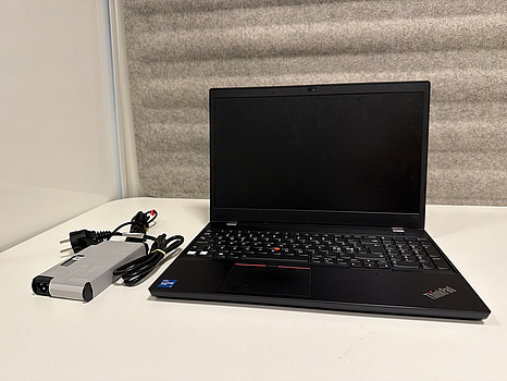 Laptop Lenovo Thinkpad P15v G2 CTO i7/32/1TB/T600/SE