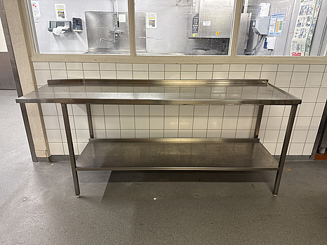 Rostfri diskbänk med inmatning | 201x60x91 cm