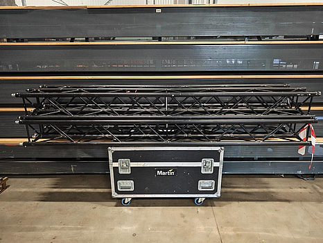 4 st, 3 m truss, Prolyte H30, svart, defekt