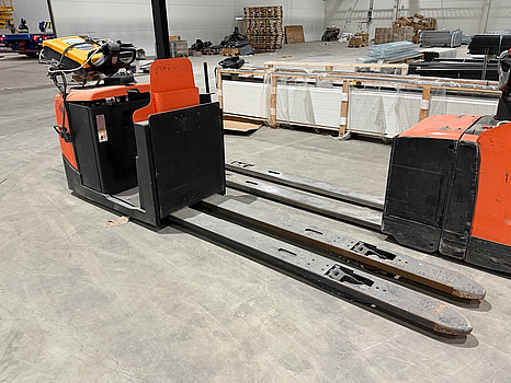 Låglyftande plocktruck, BT OSE250 -2009 (defekt)