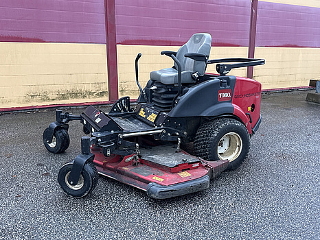 Spakstyrd åkgräsklippare Toro Groundsmaster 7210 | 1744h | 2014