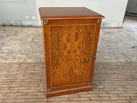 Skåp - anpassat för minikyl