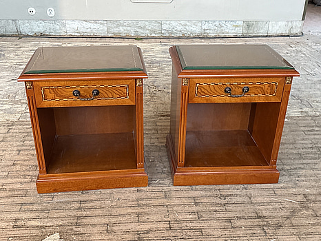 2 st. Sidobord Decca