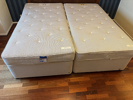 Dubbelsäng Hypnos, inkl. bäddmadrass