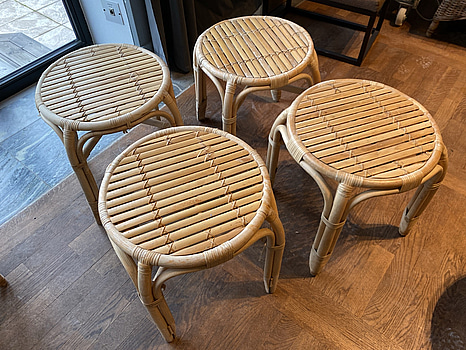 4 st. Pall/sidobord IKEA