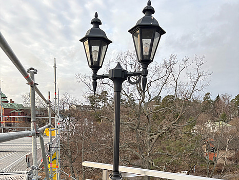 Lyktstolpe med 2 st. lyktor