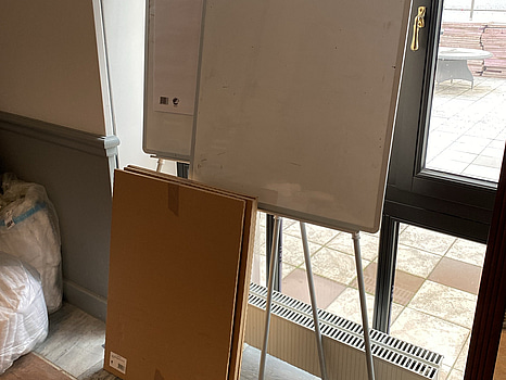 2 st. Whiteboard samt 3 st. pappersblock