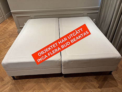Dubbelsäng Hypnos inkl. resårmadrasser