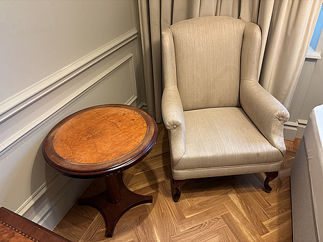 Fåtölj inkl. soffbord