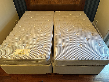 Dubbelsäng Hypnos inkl. resårmadrass