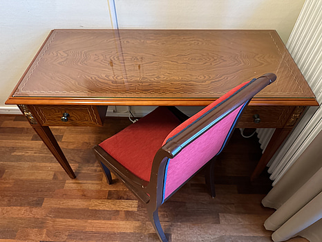 Skrivbord Decca inkl. stol