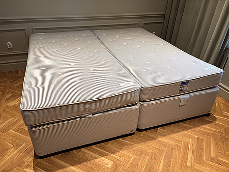 Dubbelsäng Hypnos inkl. resårmadrasser