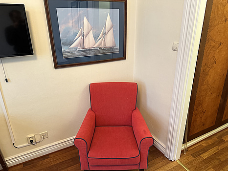 Fåtölj inkl. tavla