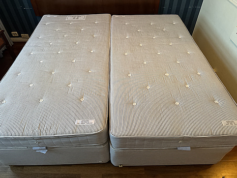 Dubbelsäng Hypnos inkl. resårmadrasser