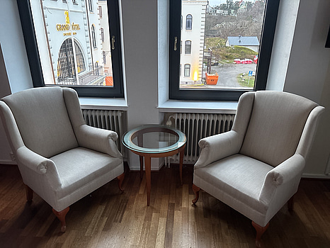 2 st. Fåtöljer inkl. soffbord