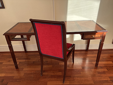 Skrivbord Grange  inkl. stol