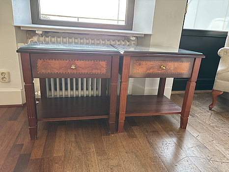 2 st. Sidobord Grange