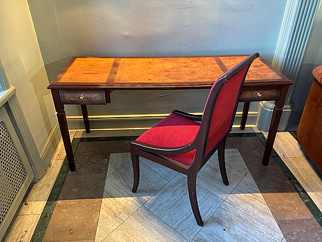 Skrivbord Grange inkl. stol