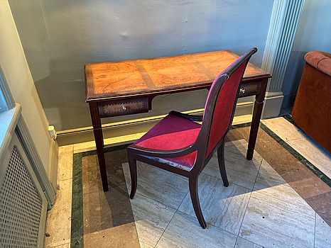 Skrivbord Grange inkl. stol