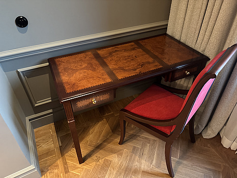 Skrivbord Grange inkl. Stol