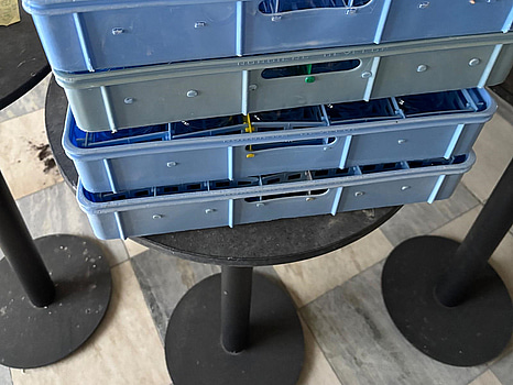 Parti med diverse glas, olika modeller