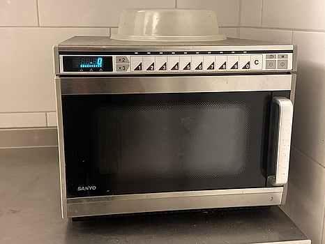Mikrovågsugn Sanyo | 42x55x33 cm
