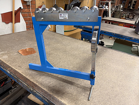 HBM Mini English Wheel med 7 rullar