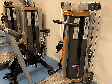 6 st träningsmaskiner - Star Trac HumanSport – komplett 6-delars kabelstyrkeset