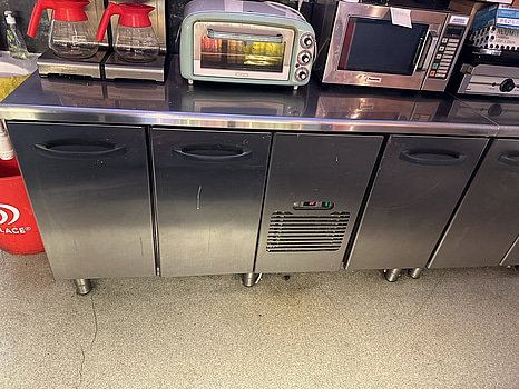 Köksbänk med kylförvaring, rostfri