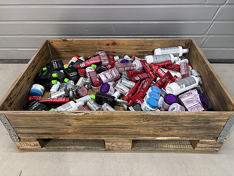 Parti med hårvårdsprodukter Schwarzkopf