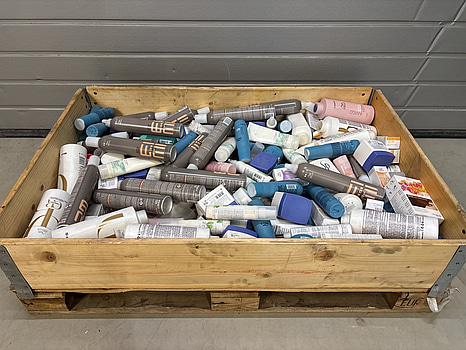 Parti med hårvårdsprodukter Wella