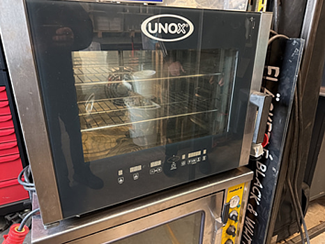 UnoX varmluftsugn