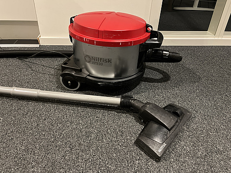 Dammsugare Nilfisk VP930