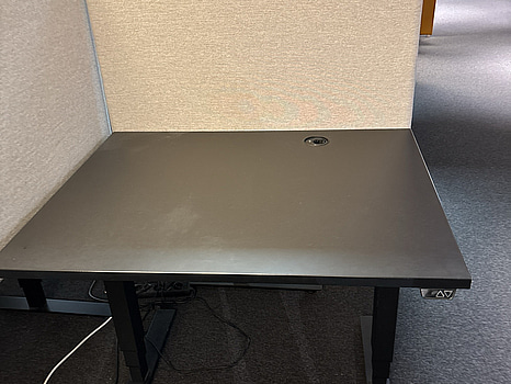 Höj och sänkbart skrivbord, EFG