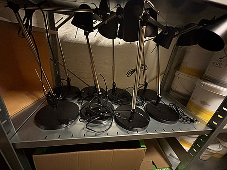 8 st. Skrivbordslampa