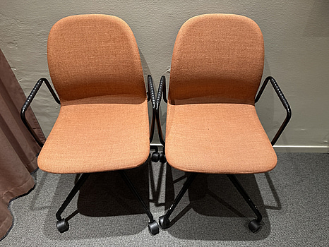 2 st. Kontorsstolar EFG