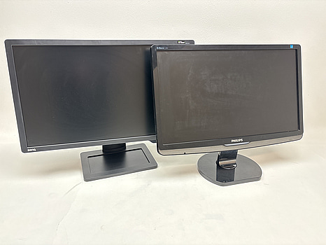 2 st. Datorskärmar Benq XL2411-B och Philips MWC1230F